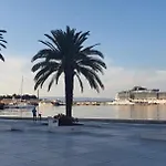 شقة Studio A Priori